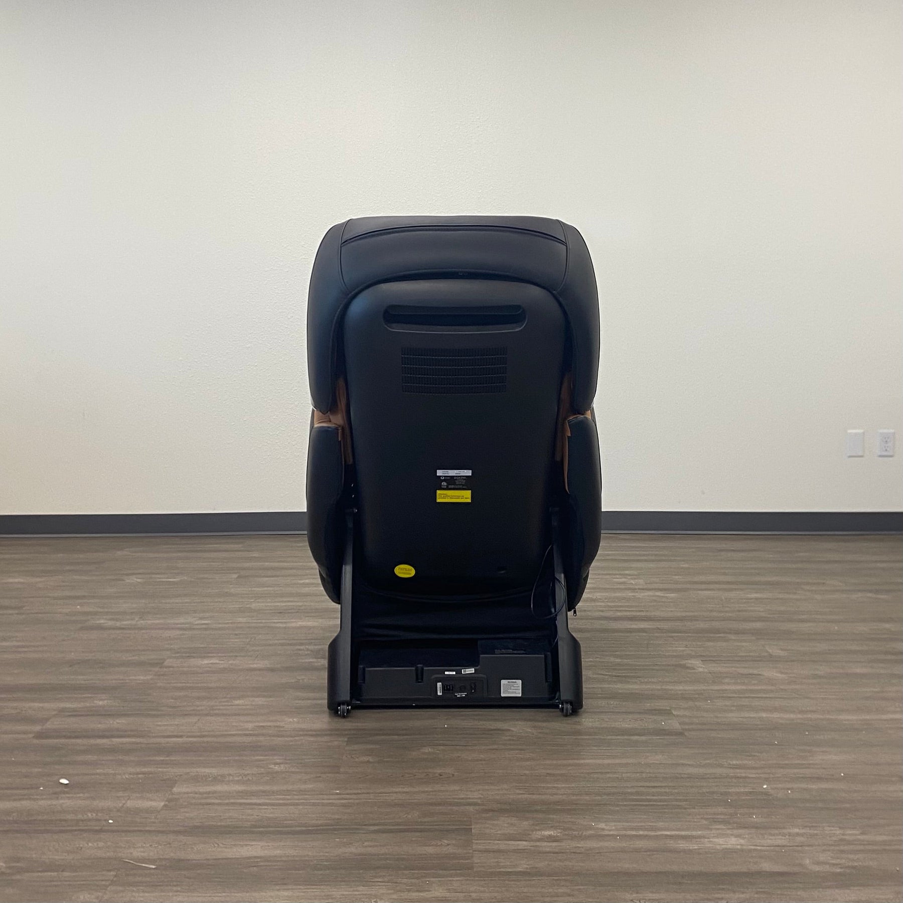 Ogawa Active L Plus Massage Chair - Certified Renewed